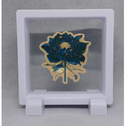 Blauwe Bloem - Vierkante witte display 9x9 met zand B sticker