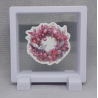 Roze kerstkrans - Vierkante Zwarte Display 9x9 met kerst sticker