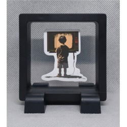 Jongen Gouden TV - Vierkante Zwarte Display 7x7 met Banksy sticker