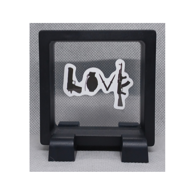 Love - Vierkante Zwarte Display 7x7 met Banksy sticker