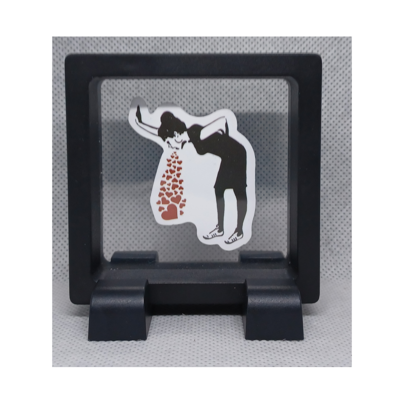 Lovesick - Vierkante Zwarte Display 7x7 met Banksy sticker