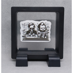 Muziek Boek Duo - Vierkante Zwarte Display 7x7 met Banksy sticker