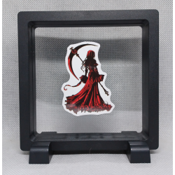 Miss Grim - Vierkante Zwarte Display 11x11 met nacht sticker