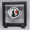 Samurai Rond - Vierkante Zwarte Display 11x11 met samurai sticker