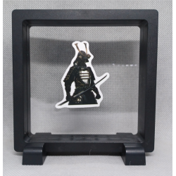 Samurai Bovenlichaam - Vierkante Zwarte Display 11x11 met samurai sticker