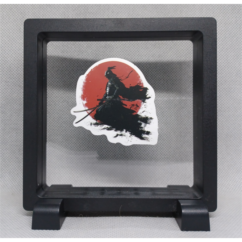 Samurai in de wind - Vierkante Zwarte Display 11x11 met samurai sticker