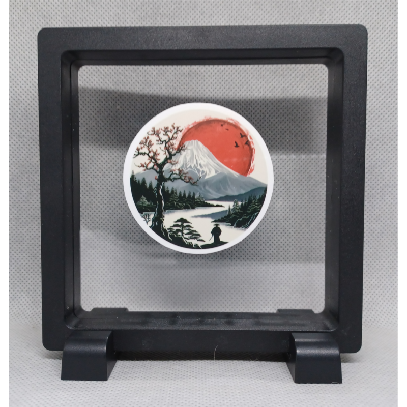 Berg Boom Zon - Vierkante Zwarte Display 11x11 met samurai sticker