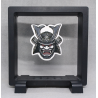 Grijze Samurai Masker - Vierkante Zwarte Display 11x11 met sticker