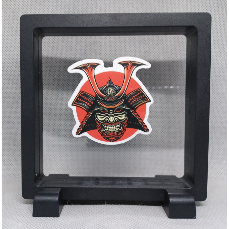 Samurai Masker Rood - Vierkante Zwarte Display 11x11 met samurai sticker